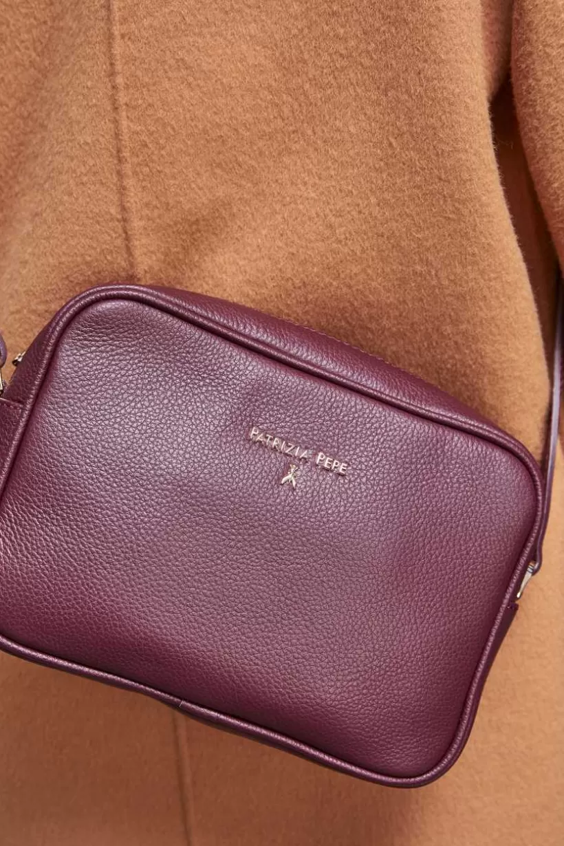 Fly skórzana torba typu Camera bag z wewnętrzną kieszenią^Patrizia Pepe Online